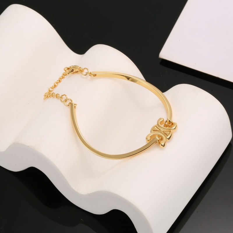 Ce1i*e bracelets
